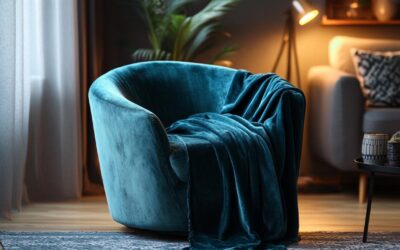 Le bleu canard s&rsquo;invite chez vous grâce à la Housse de chaise Velours Bleu Canard en livraison gratuite – Economisez 30% sur votre commande